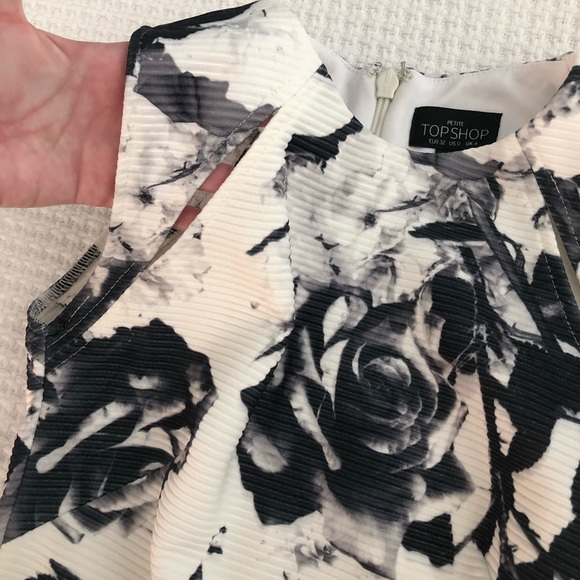 TOPSHOP Mini Dress - Picture 4 of 5